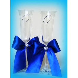 Свадебные бокалы с лентами и инициалами  www.crystalmary.ru